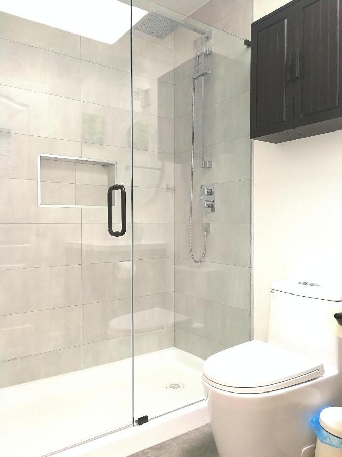 Marpole Guest House Ванкувер Экстерьер фото