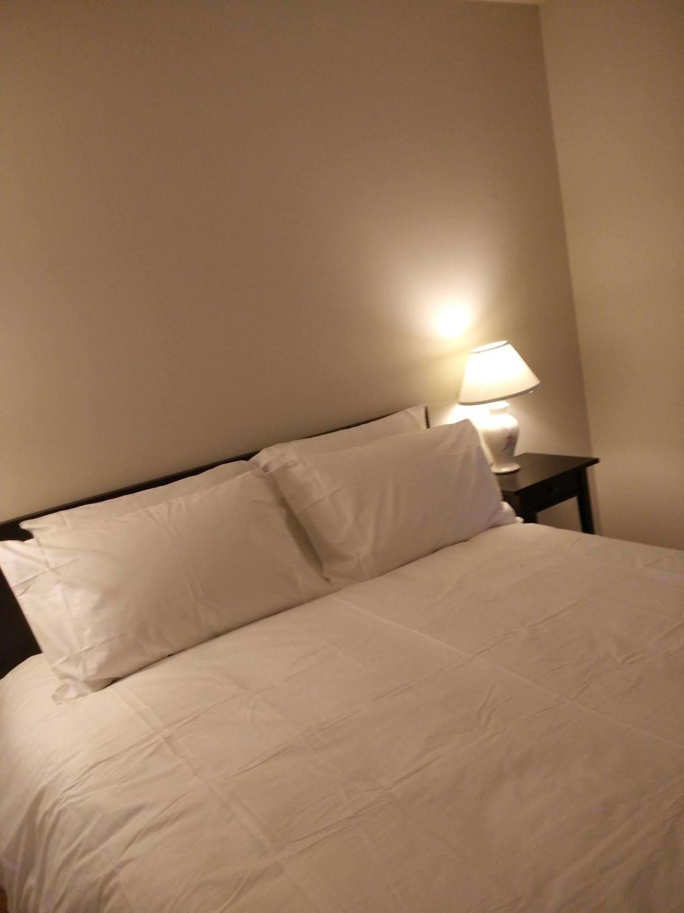 Marpole Guest House Ванкувер Экстерьер фото